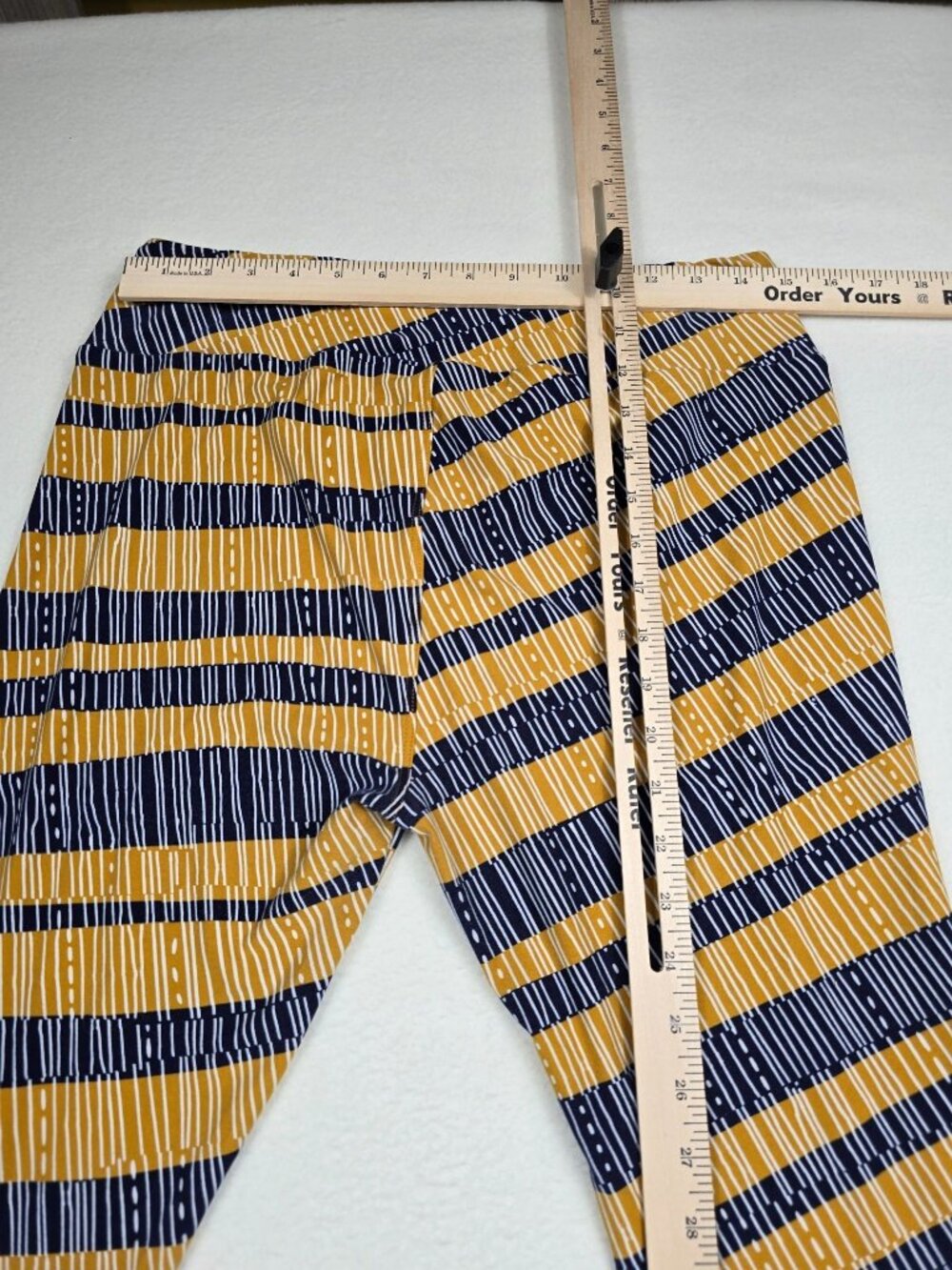 LuLaRoe Tall & Curvy OS Striped Leggings Yellow & Navy Stretch Fabric - Picture 5 of 6